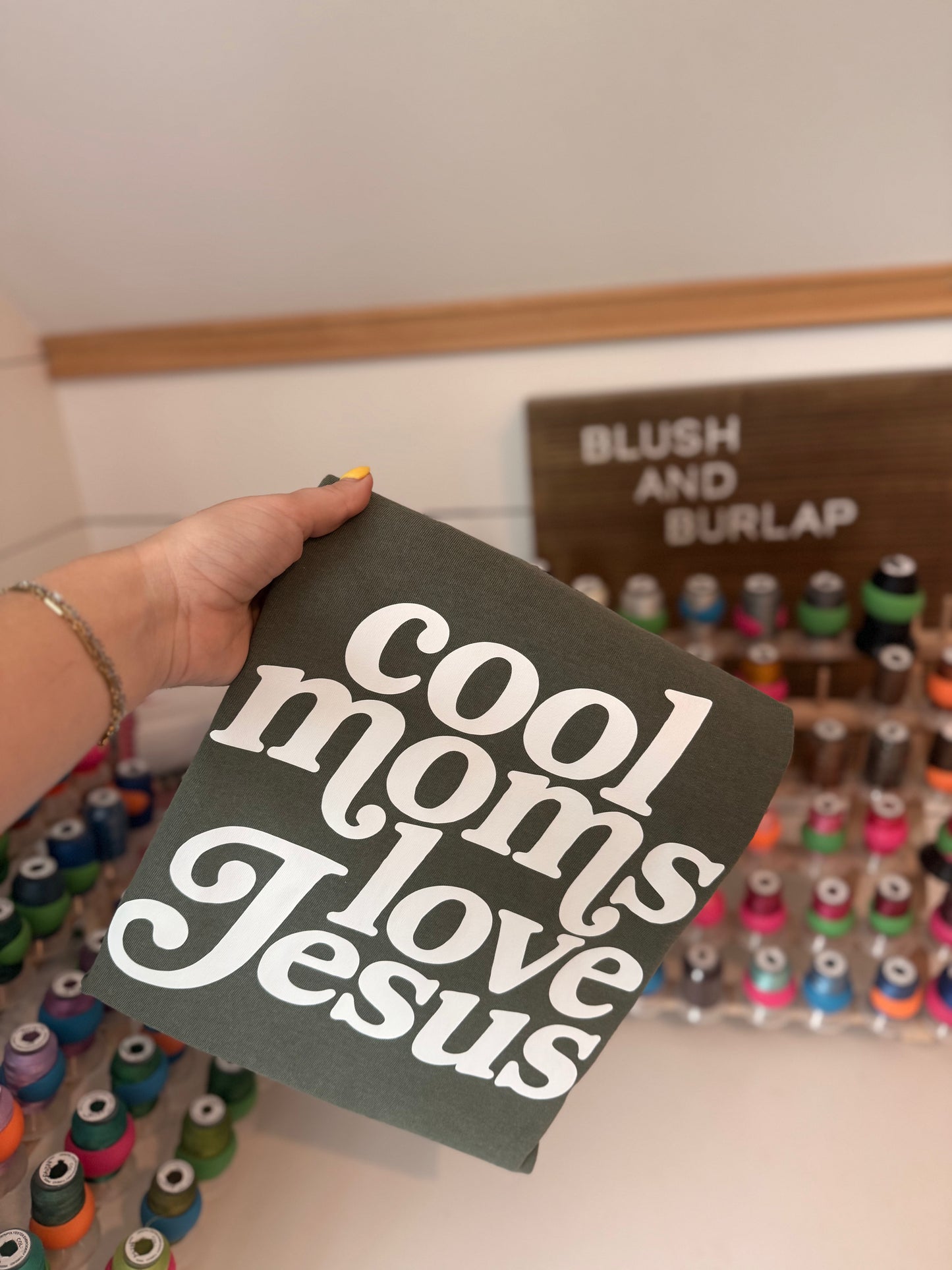Cool Moms Love Jesus