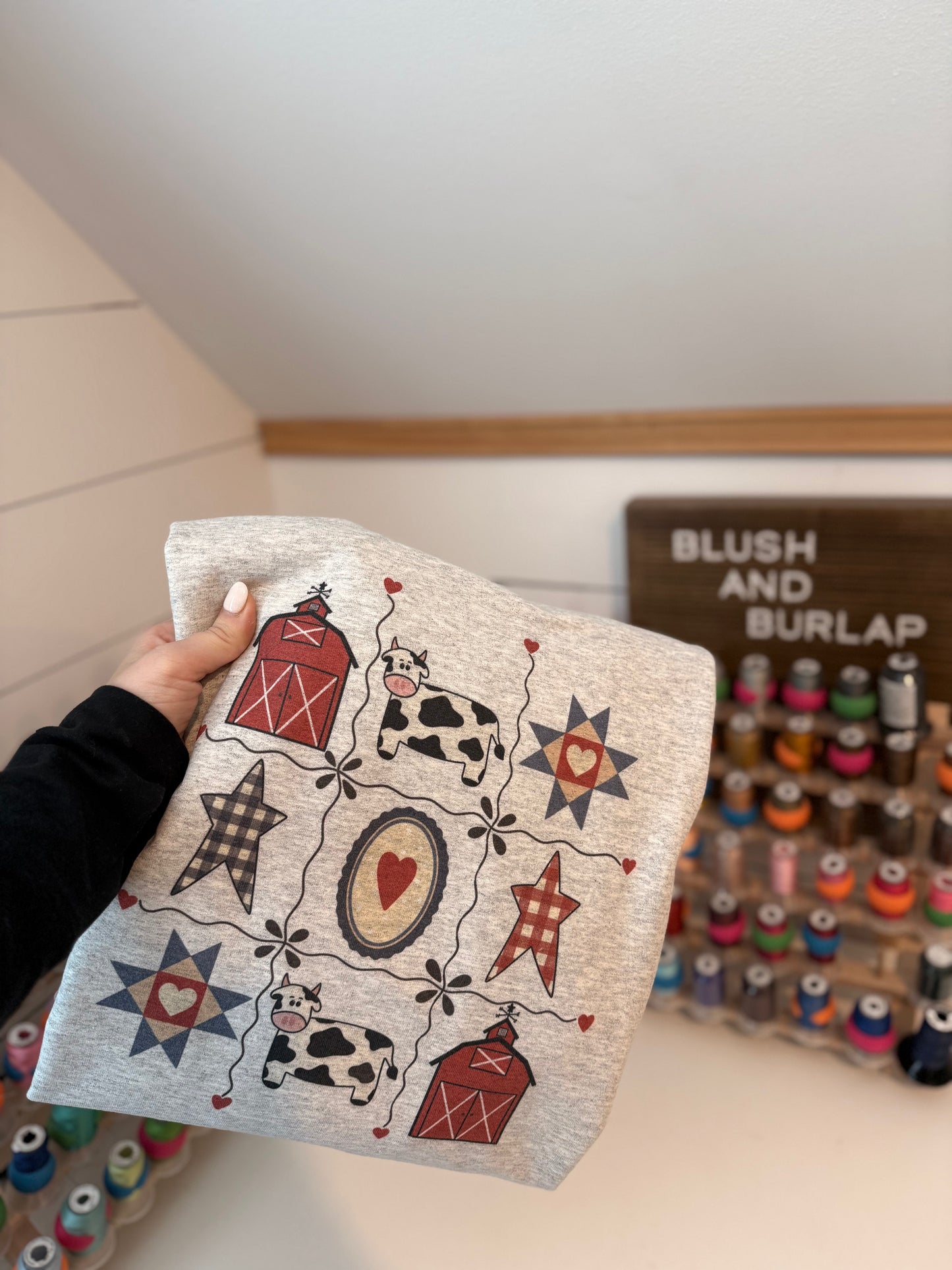 Grandma Core Barn 9 Panel